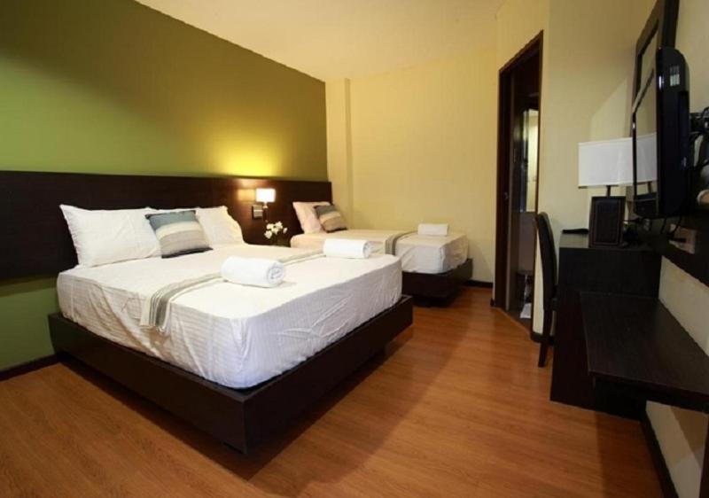 Makati Boutique Hotel Near Naia Airport Terminal 3 Edsa Pasay Cbd Макати Экстерьер фото